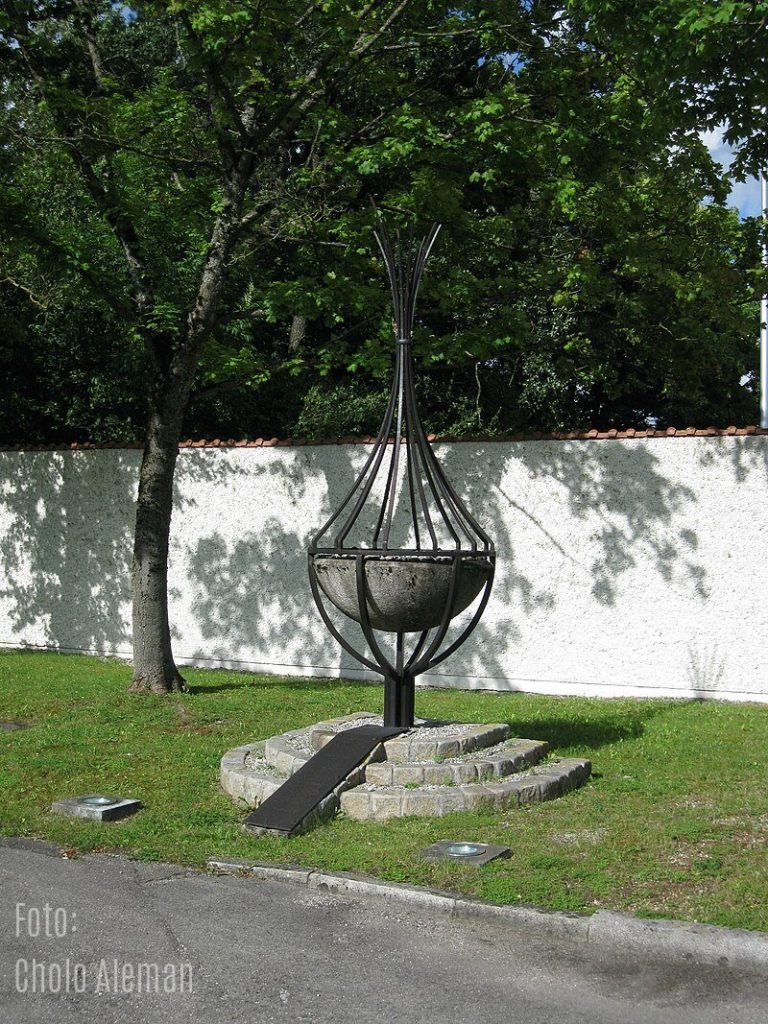Denkmal vor dem Fliegerhorst für die Opfer des Münchner Olympia-Attentats 1972
